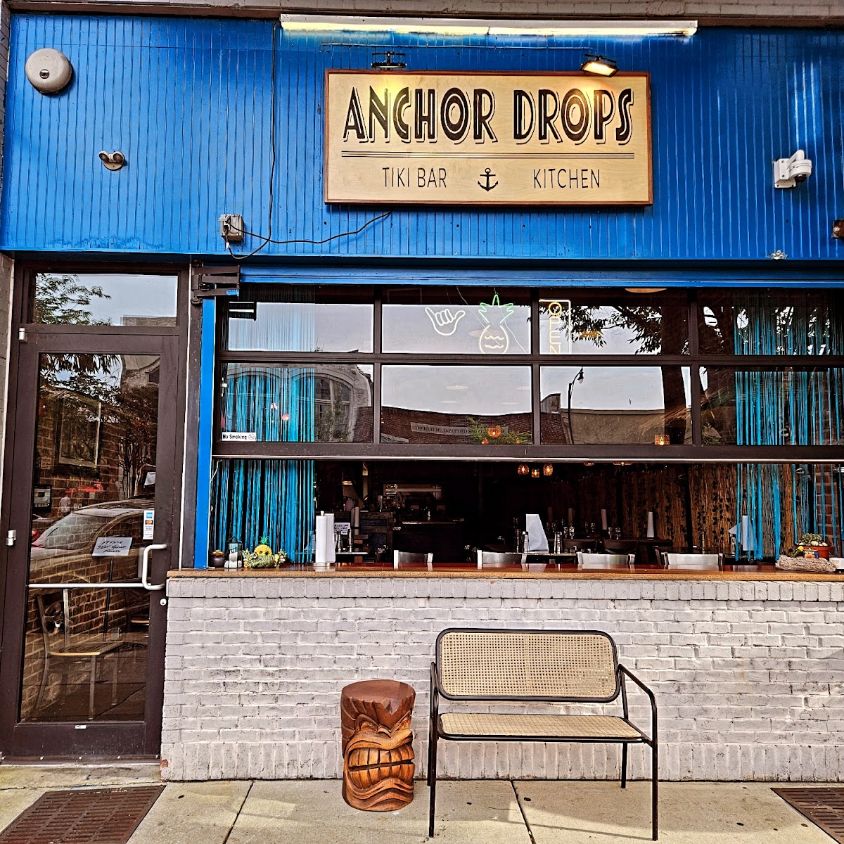 Banner Anchor Drops Tiki Bar And Kitchen 03